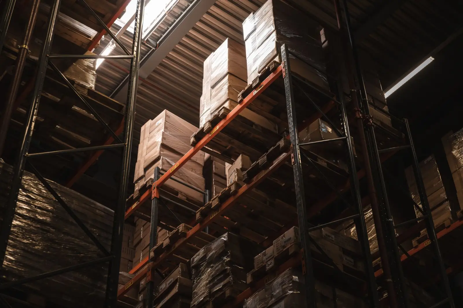 重庆安云途汽车电瓶批发供应:汽修厂常用型号与选配要点正文配图 1